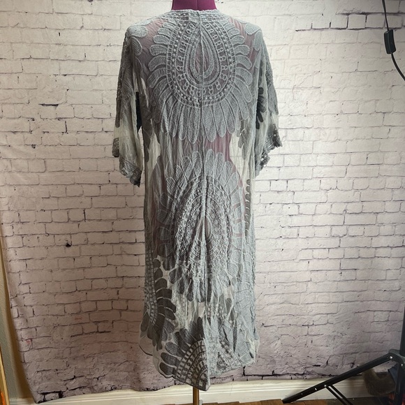 Rebellion again size large grey kimono duster embroidered soft mesh - Picture 4 of 6